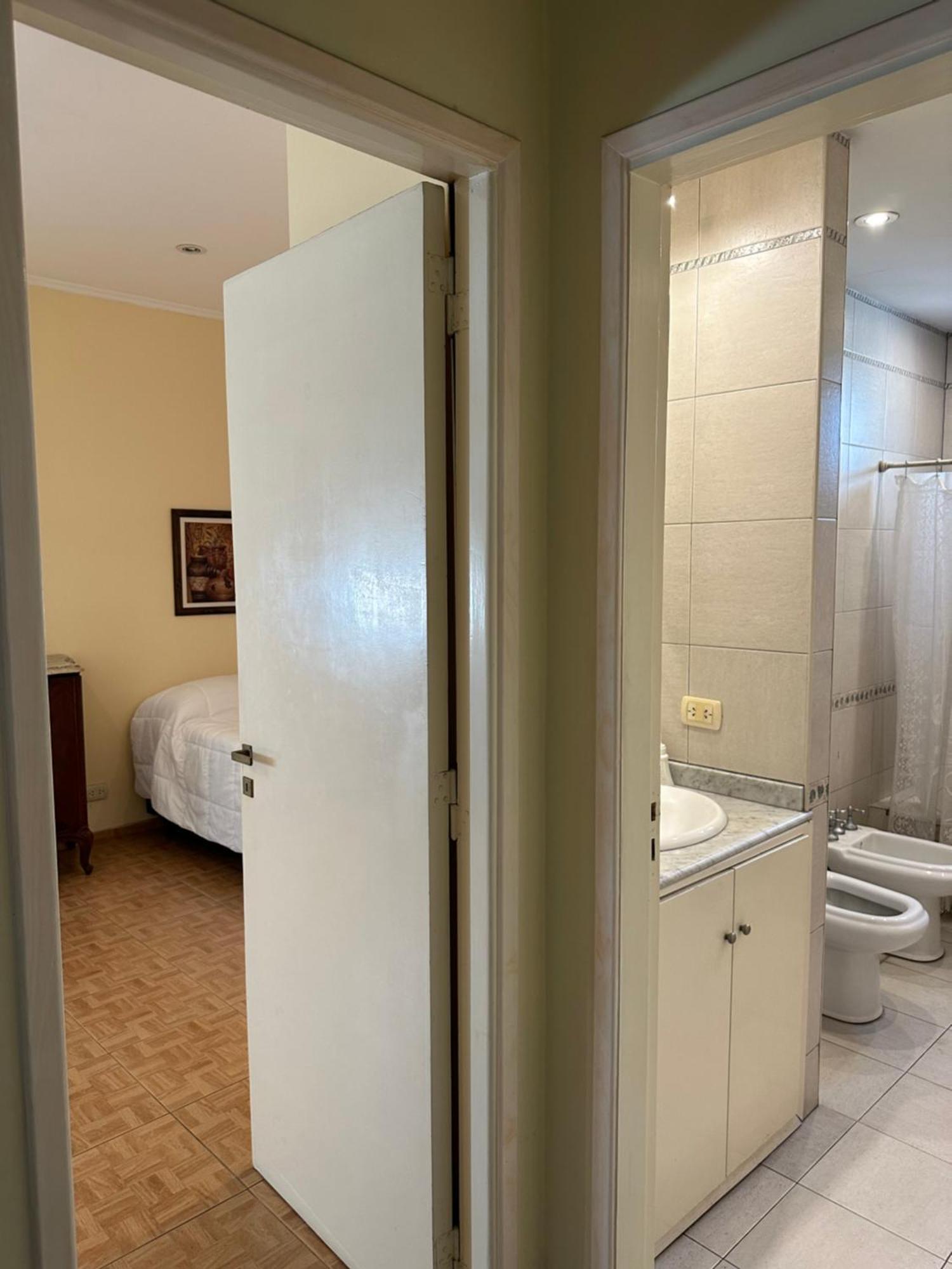 Lpr Express Eze Airport Hotel Monte Grande Exterior photo
