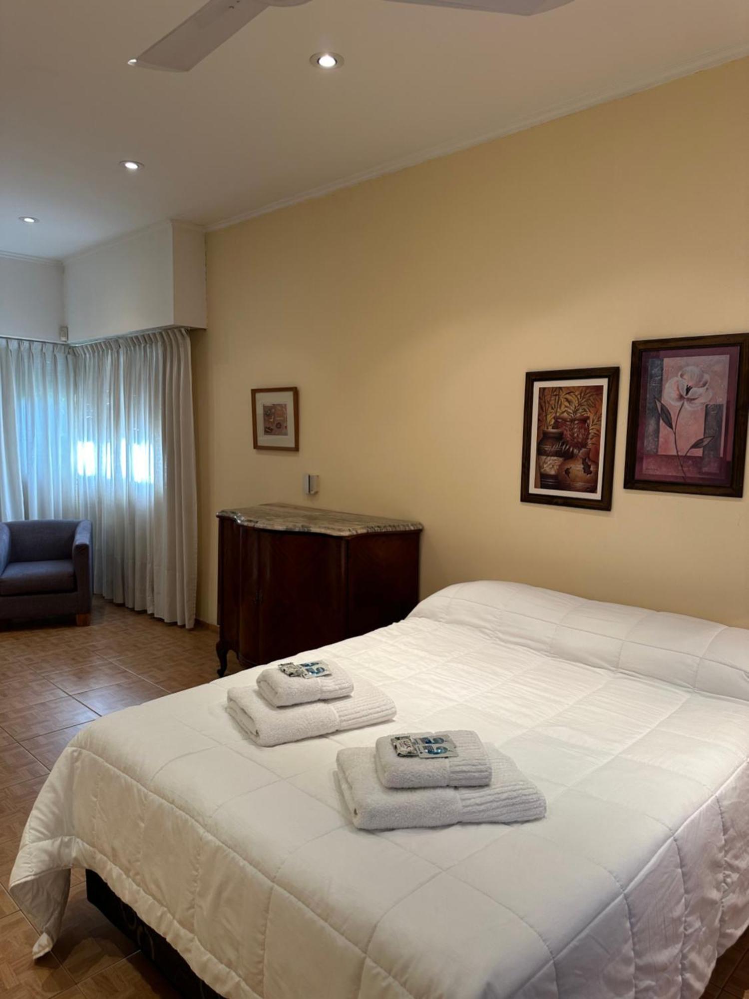 Lpr Express Eze Airport Hotel Monte Grande Exterior photo