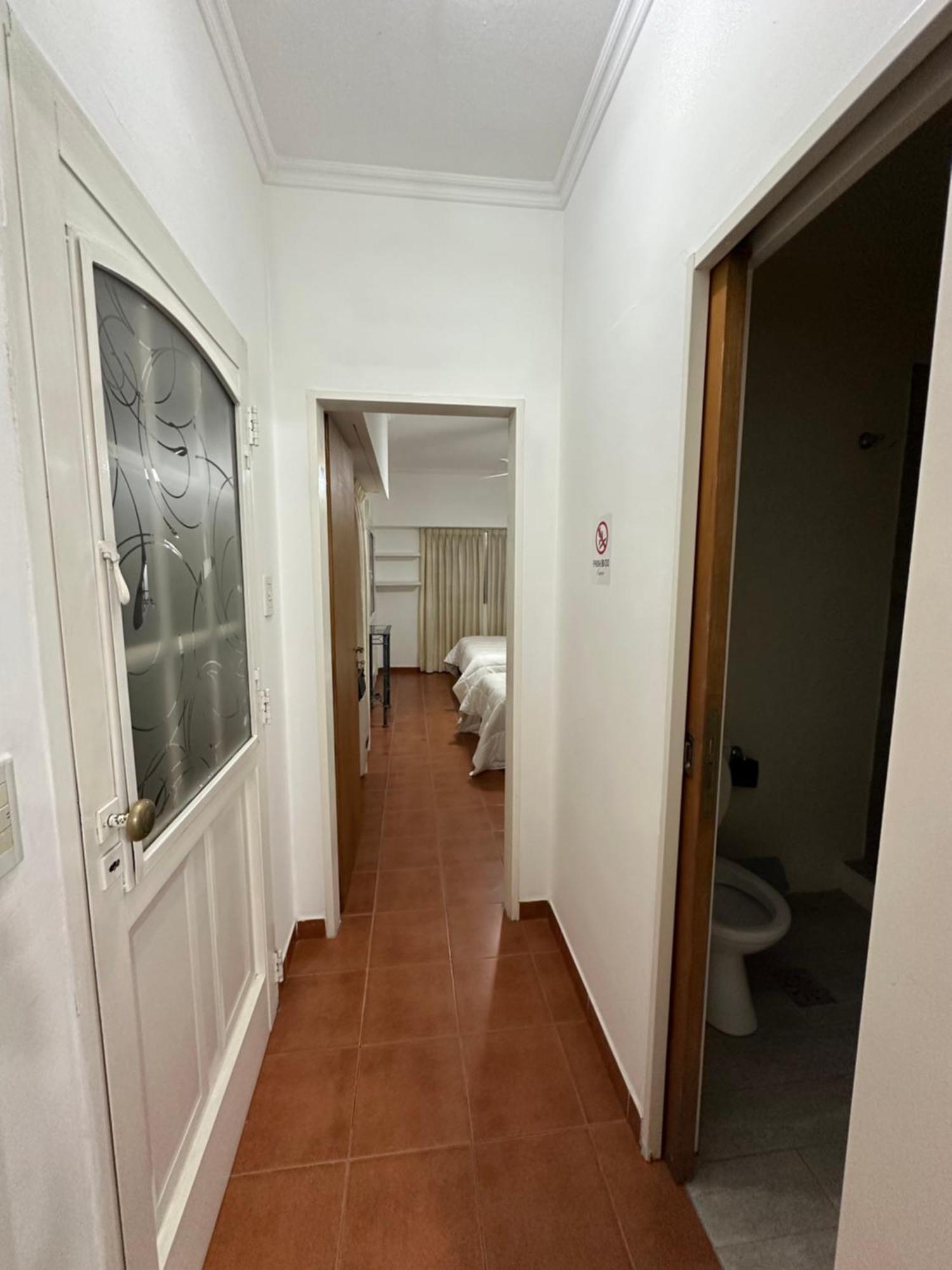 Lpr Express Eze Airport Hotel Monte Grande Exterior photo