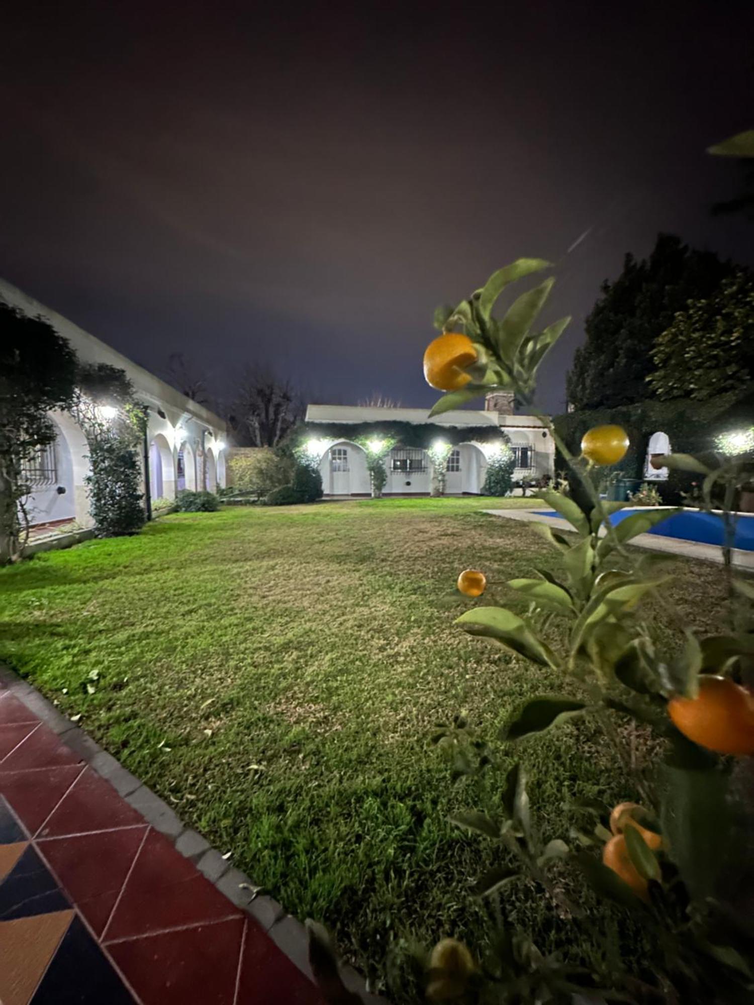 Lpr Express Eze Airport Hotel Monte Grande Exterior photo